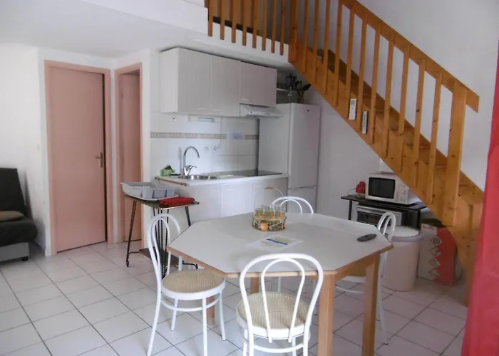 Holidayland 256 T2 Mezzanine 6 Couchages Climatise * Narbonne-Plage